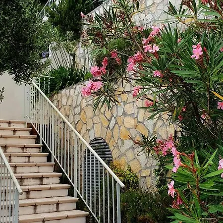 La Terrazza Di Monaco 아파트 카프다일