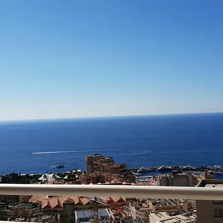 Lägenhet La Terrazza Di Monaco